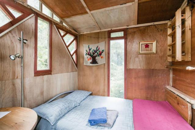 Hotel The Treehut At The Rabbithole, Upper Hutt Akatarawa Exterior foto
