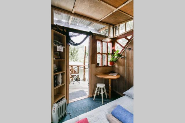 Hotel The Treehut At The Rabbithole, Upper Hutt Akatarawa Exterior foto